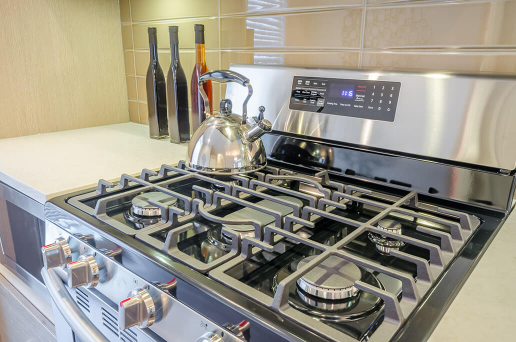 Get expert gas cooker installation in London Professional gas cooker installation in a London home